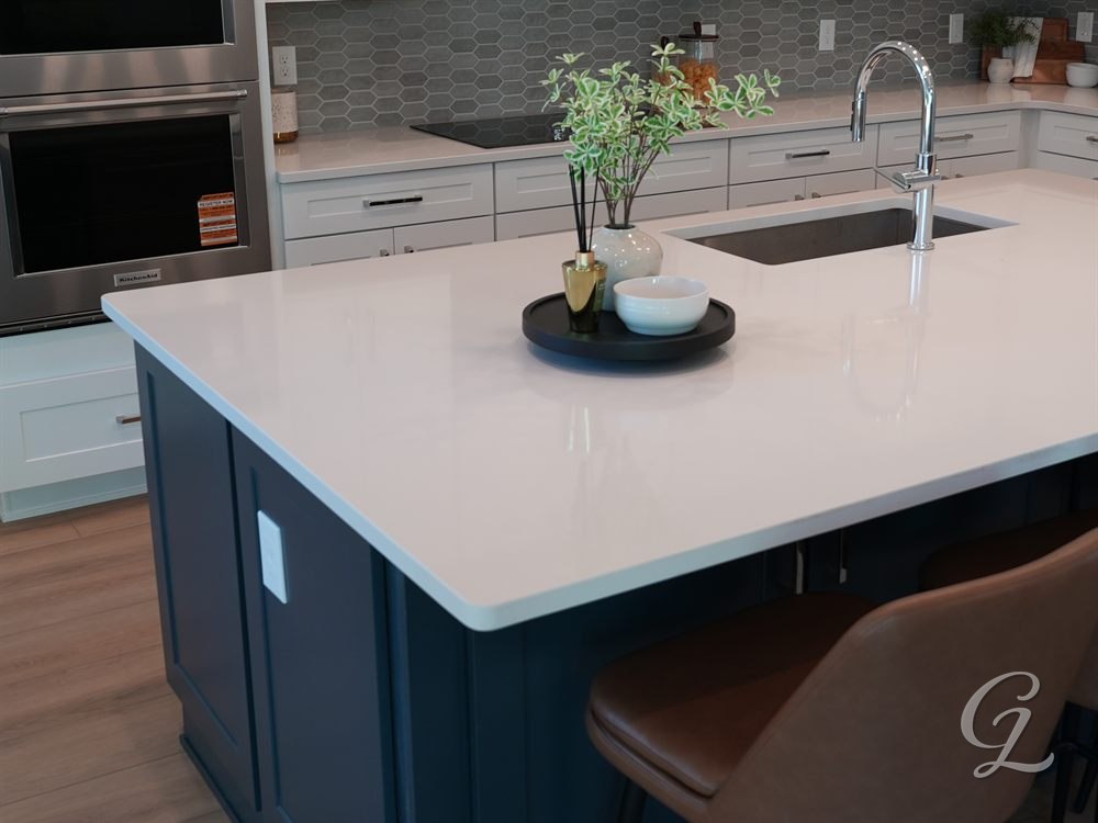 Quartz & cabinetry